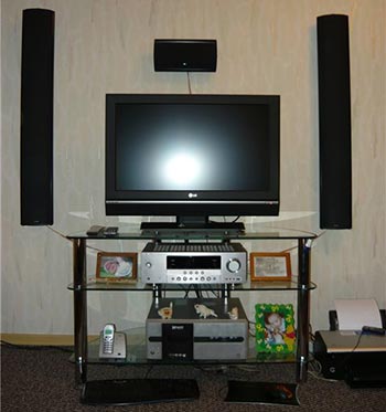 hometeatr4-5.jpg