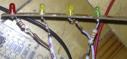Индикатор уровня аудио сигнала на одной LM324