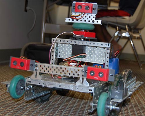 Автономний робот з авто навігацією на Arduino
